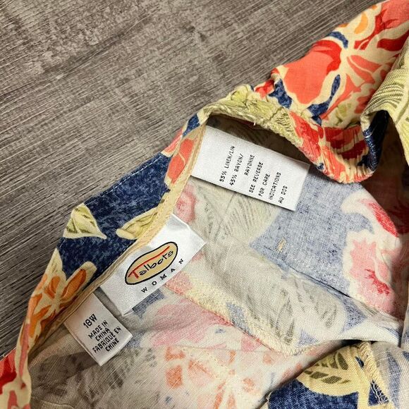 Talbots Plus Tropical Floral Print Linen blend Pants - Picture 2 of 6